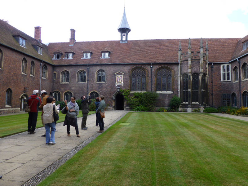 Queens' College Cloister Court